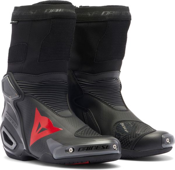 Dainese Axial 2 Air Sportstiefel Schwarz / Schwarz / Fluo-Rot
